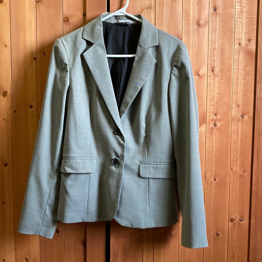 Gray blazer